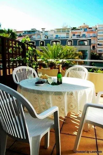 Nice Fleurs Apart'Hotel