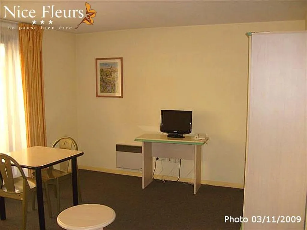 Nice Fleurs Apart'Hotel 0*,